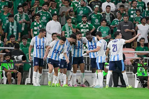 دقيقة بدقيقة.. أهلي جدة 1-3 بيراميدز.. هاتريك ماييلي  